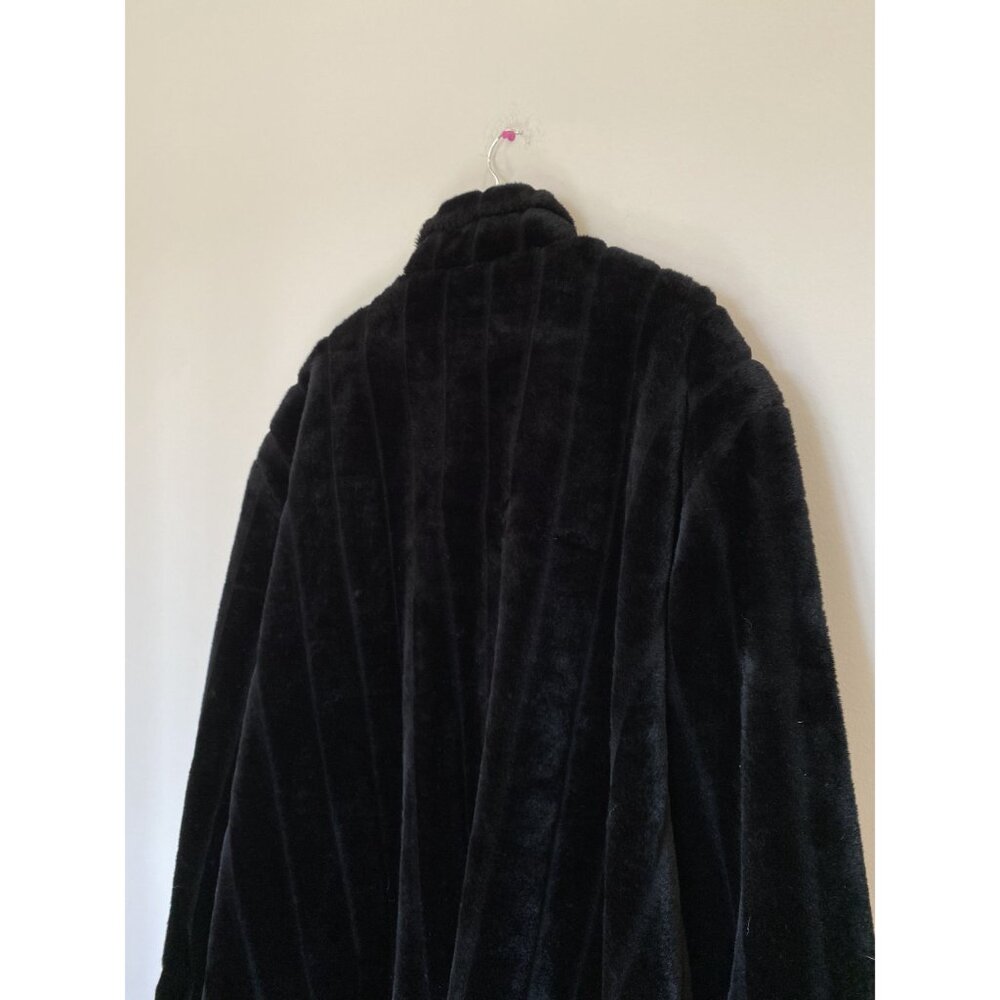 Women’s 3X Faux Fur Jacket - Picture 8 of 10